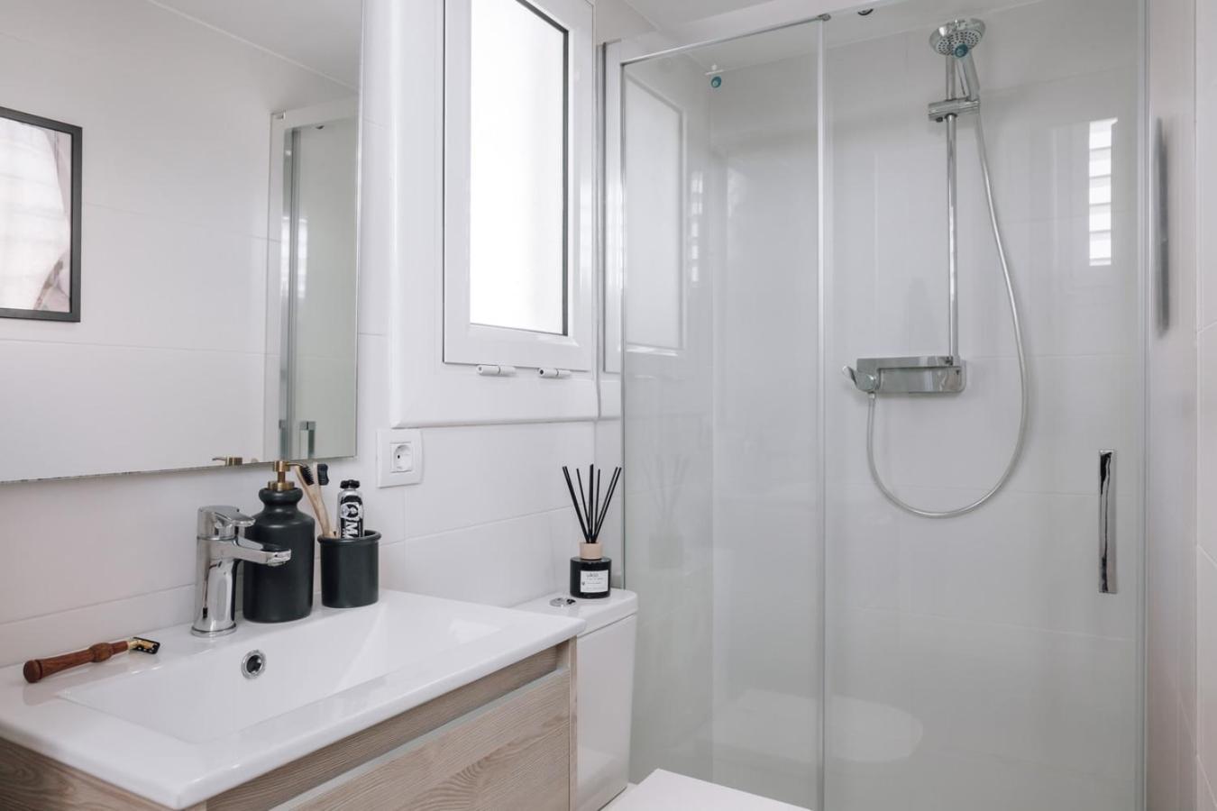 Nerja - 1 Bedroom And Terrace In Sant Gervasi Apartamento Barcelona