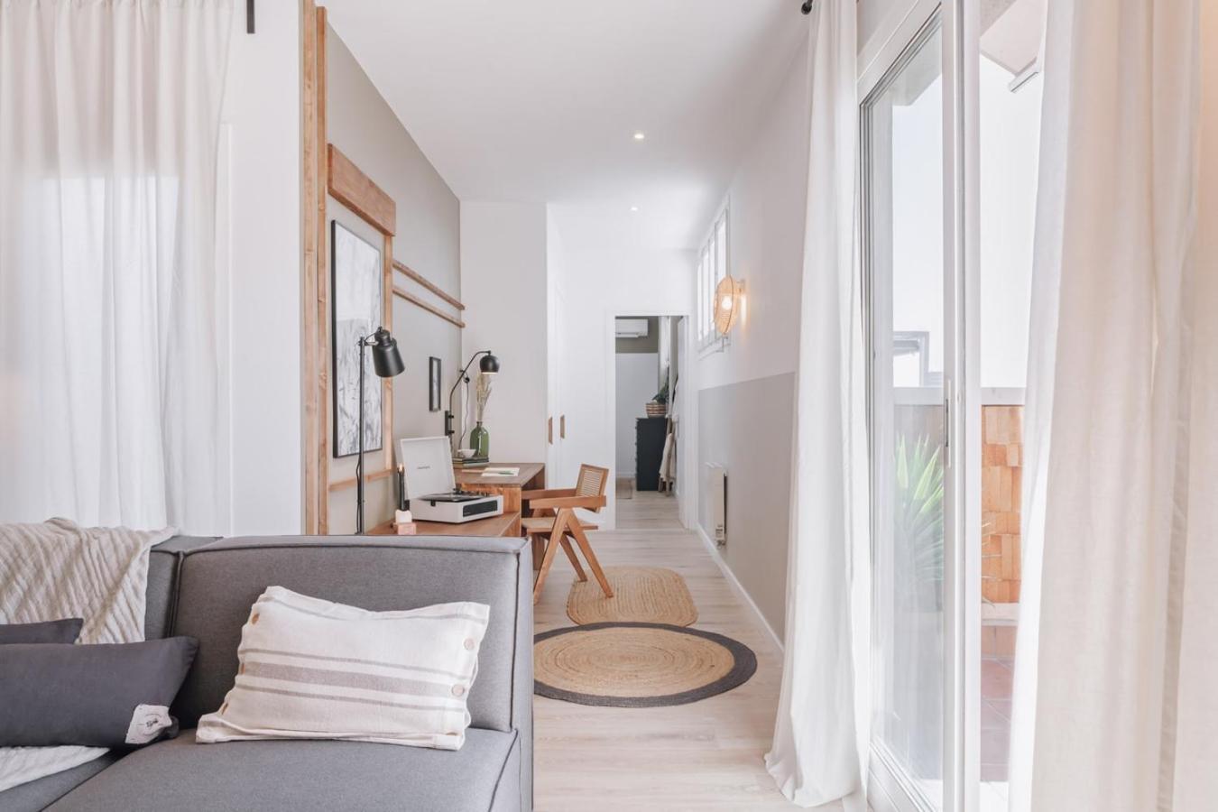Apartamento Nerja - 1 Bedroom And Terrace In Sant Gervasi *