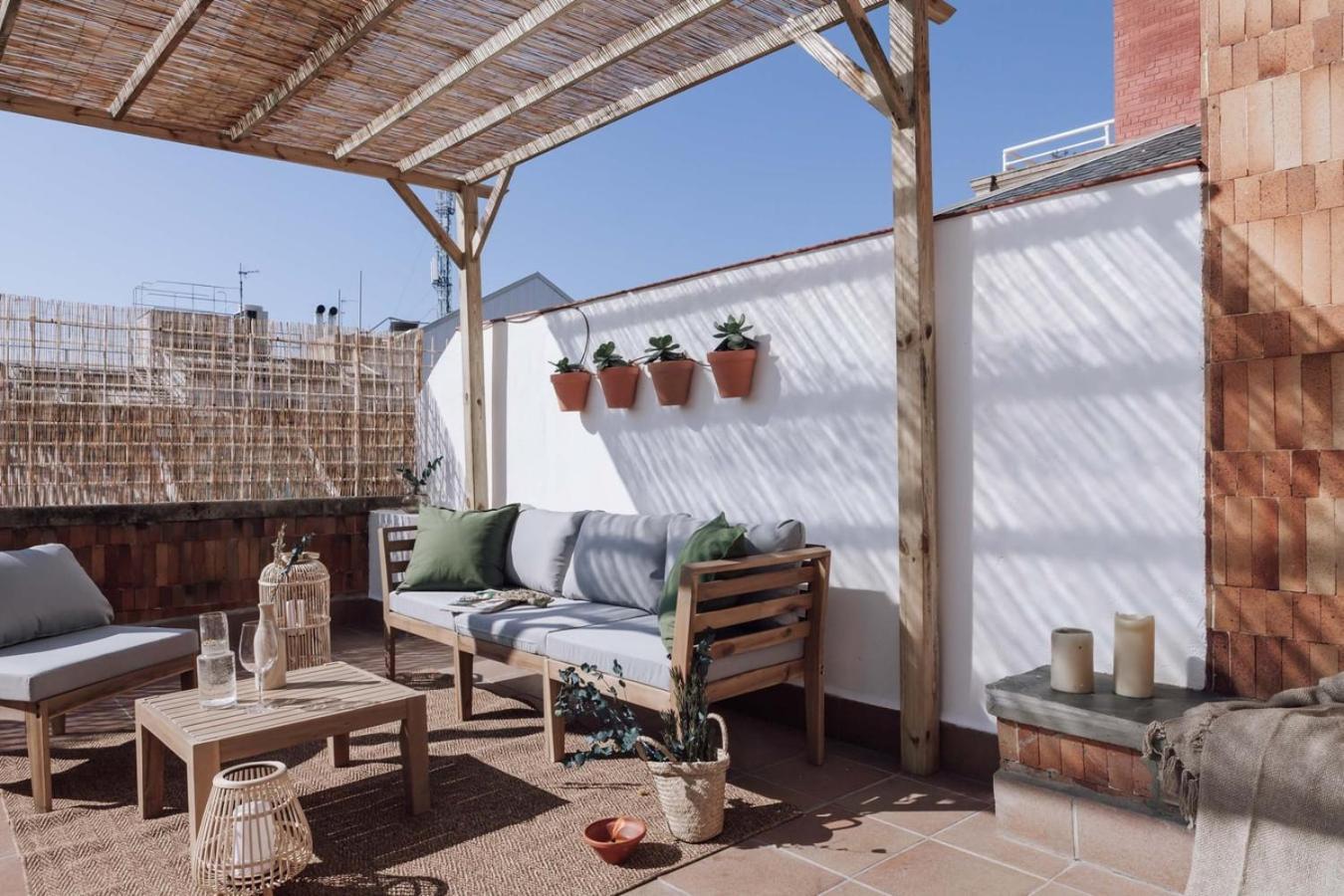 Nerja - 1 Bedroom And Terrace In Sant Gervasi Apartamento
